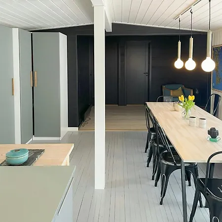 With A Modern Touch On Prázdninový dům Tjøme