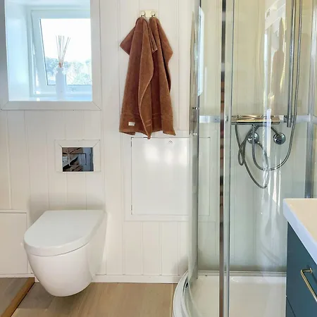Prázdninový dům With A Modern Touch On *
